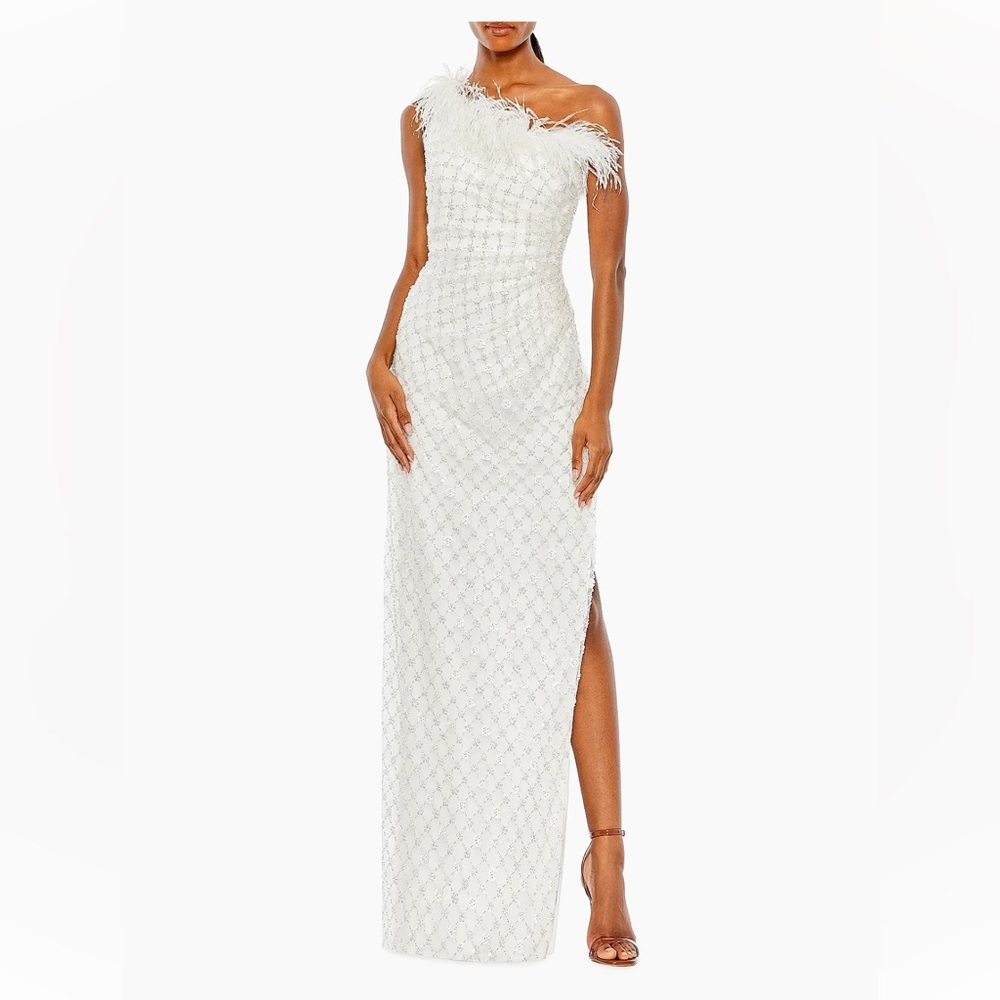 Mac Duggal white embellished one shoulder gown with ostrich feathers